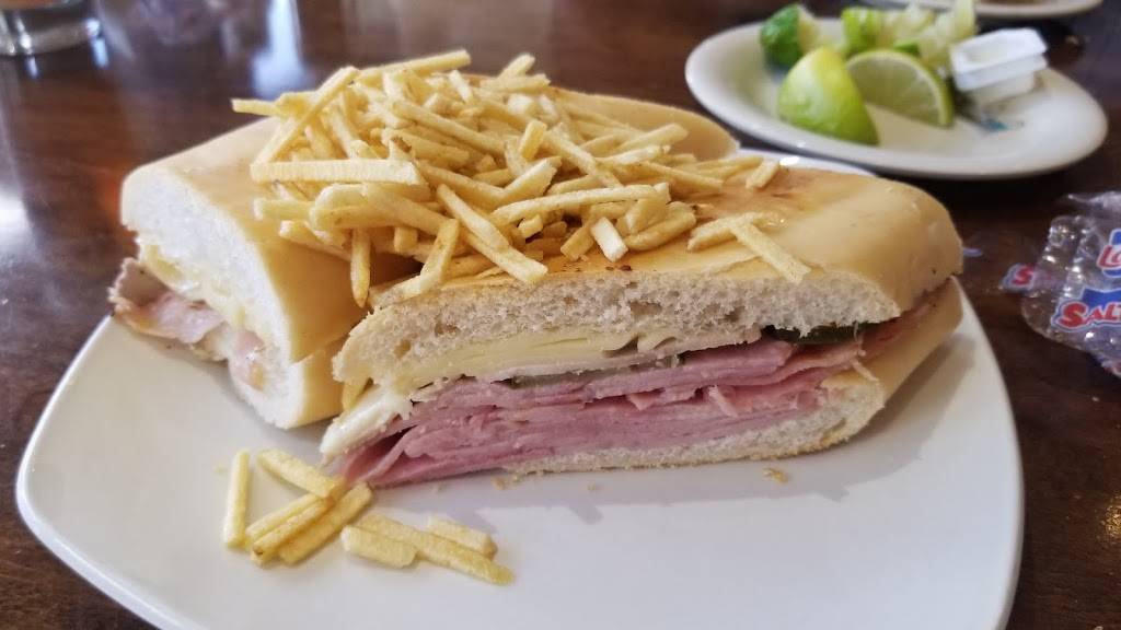 Islas Canarias Restaurant | restaurant | 13695 SW 26th St, Miami, FL 33175, USA | 3055596666 OR +1 305-559-6666