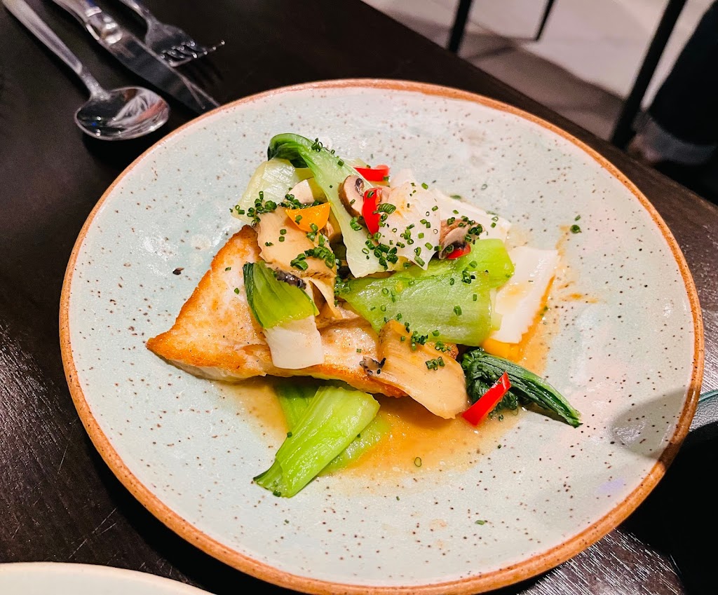 Bar Bonmot | restaurant | 19429 Stevens Creek Blvd, Cupertino, CA 95014, USA | 4086455747 OR +1 408-645-5747