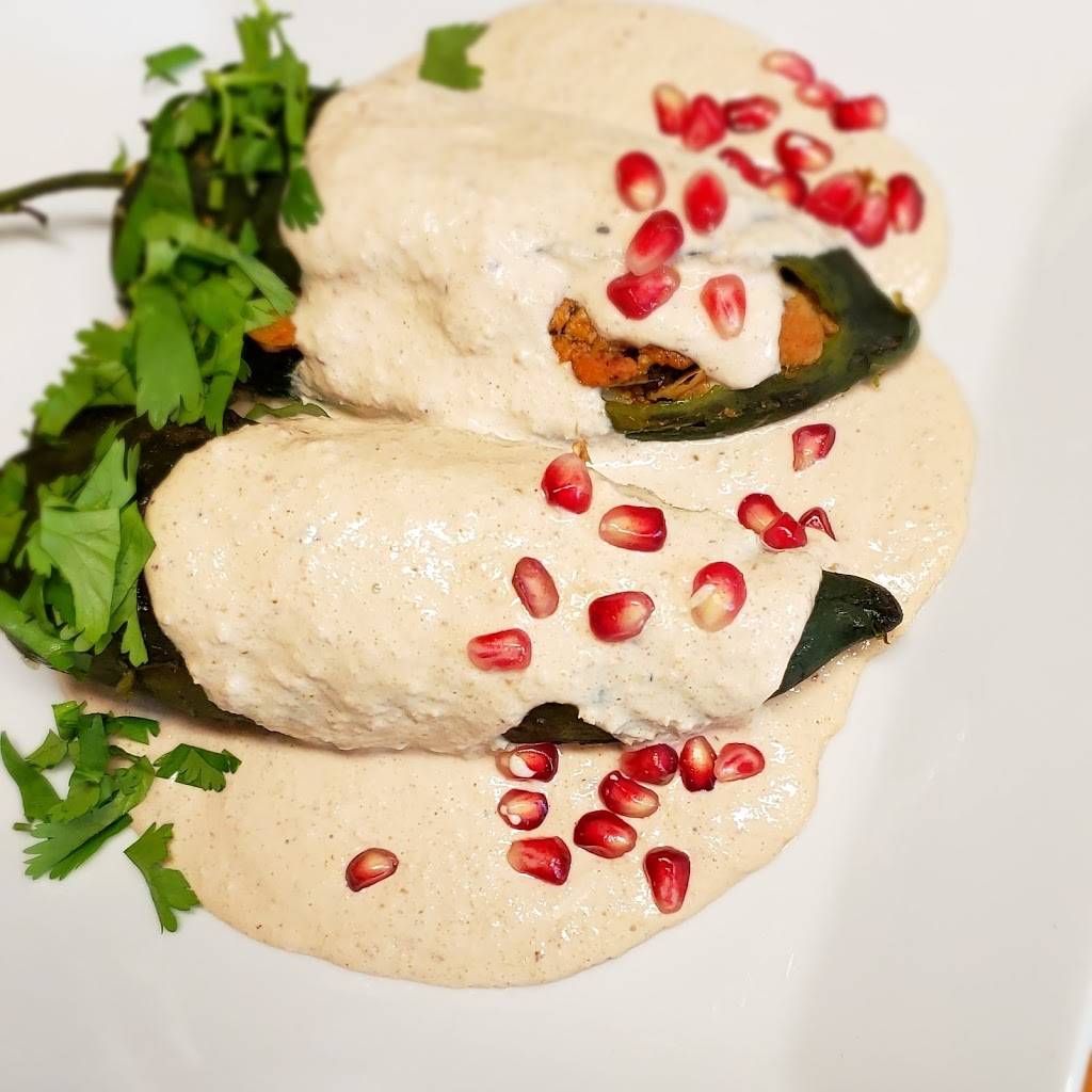 Tequila Revolucion | restaurant | 1851 Post Rd, Fairfield, CT 06824, USA | 4758889841 OR +1 475-888-9841