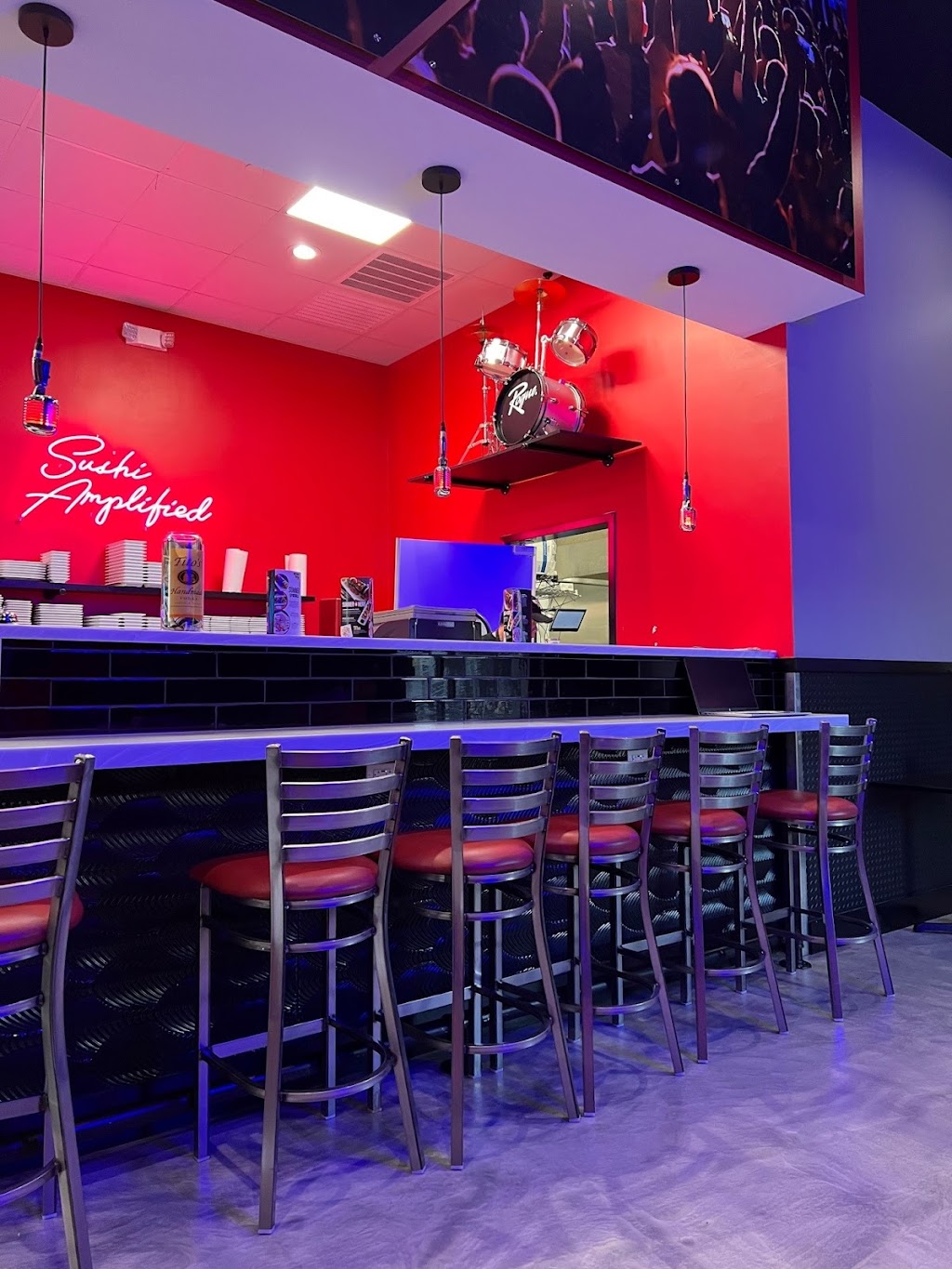 Rock n Roll Sushi | restaurant | 12361 Barker Cypress Rd #900, Cypress, TX 77429, USA | 3463798317 OR +1 346-379-8317