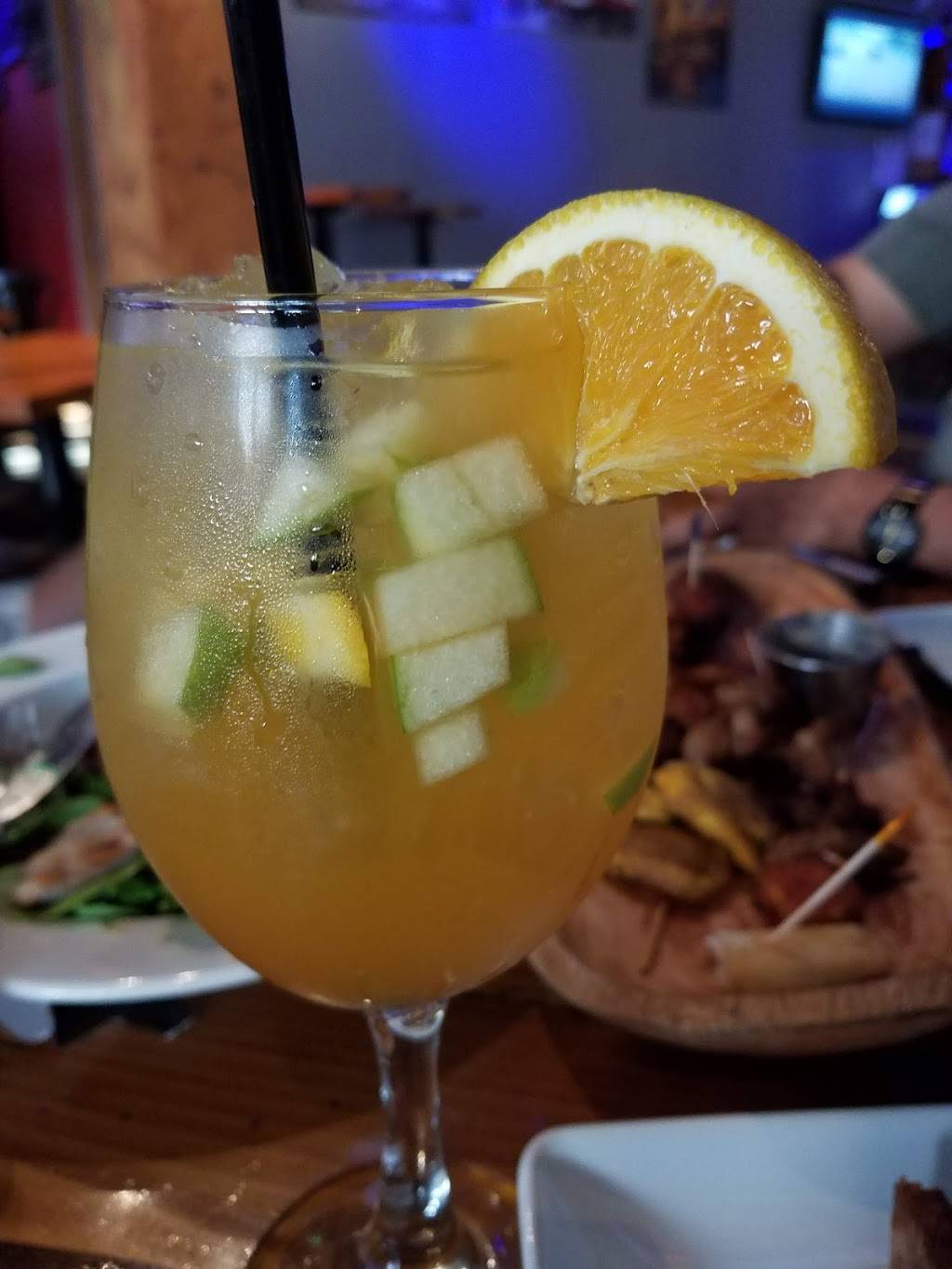 Terra Luna Cafe | restaurant | 225 Essex St #1, Lawrence, MA 01840, USA | 9787477989 OR +1 978-747-7989