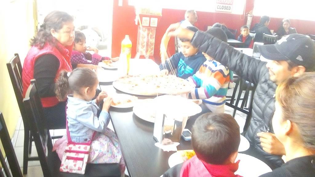 Pizza Break | restaurant | Av. Ruiz 876, Zona Centro, 22800 Ensenada, B.C., Mexico | 016461740222 OR +52 646 174 0222