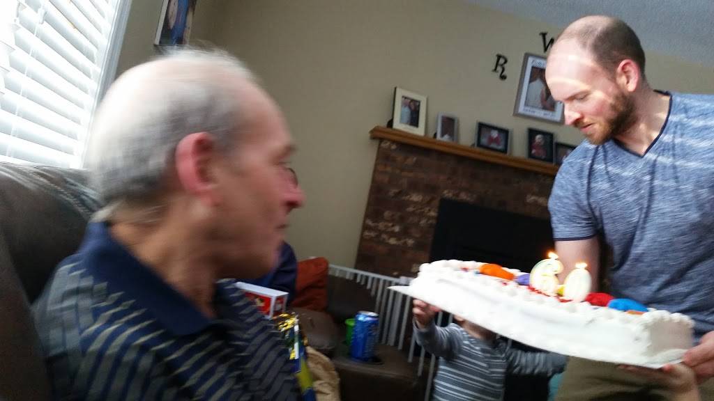 The Helm Bar | restaurant | 108 3rd St N, La Crosse, WI 54601, USA | 6087826324 OR +1 608-782-6324