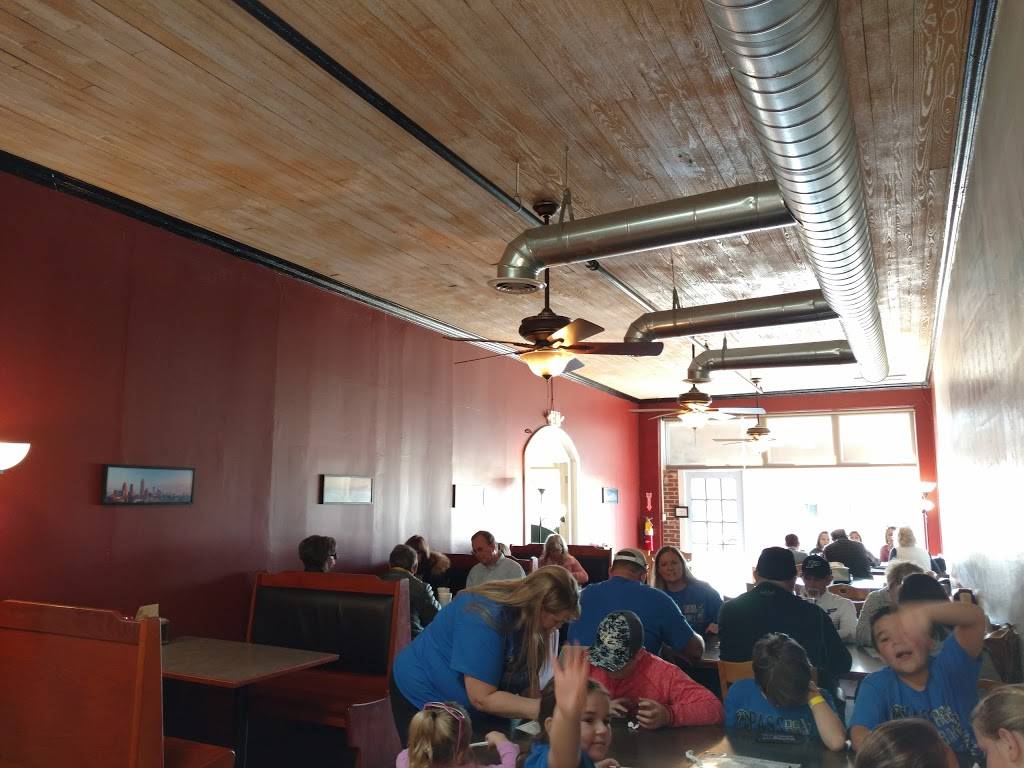 Midtown Grill | cafe | 160 W Franklin St, Clarkesville, GA 30523, USA | 7067540707 OR +1 706-754-0707