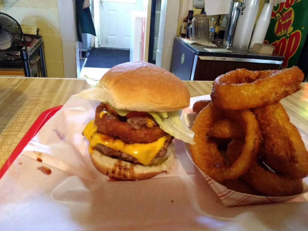 Edz Wingz | restaurant | 501 Oak St, Fayetteville, TN 37334, USA | 9314339424 OR +1 931-433-9424