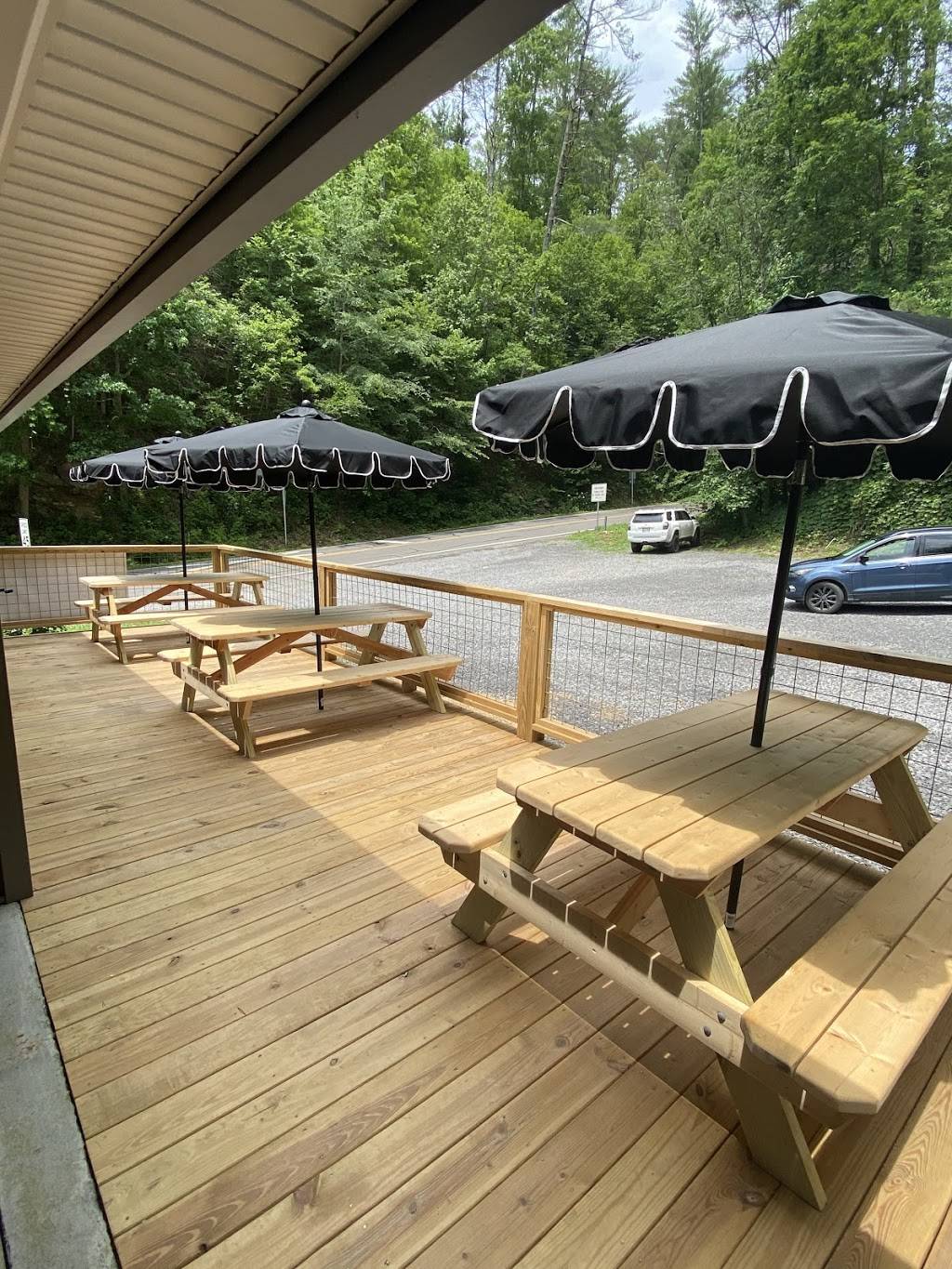 Hiwassee BBQ | restaurant | 200 Tellico Reliance Rd, Reliance, TN 37369, USA | 4233383888 OR +1 423-338-3888