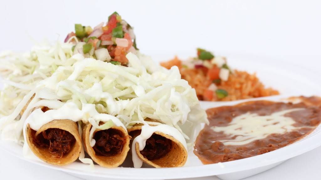 El Mero Mero Tamalero | restaurant | 920 S Harwood St #110, Dallas, TX 75201, USA | 2147417617 OR +1 214-741-7617