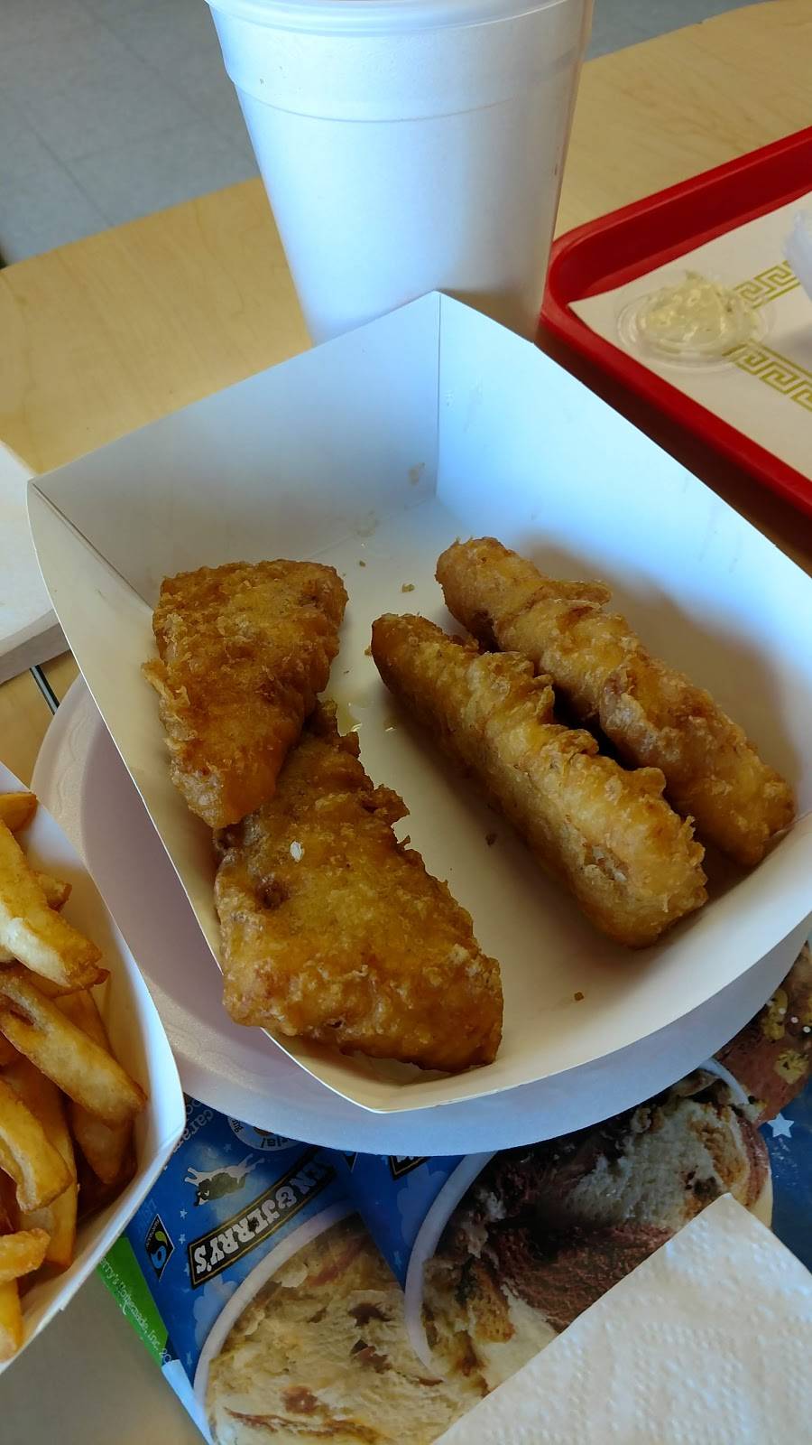 Village Inn Fish & Chips | restaurant | 6406 Stearns St, Long Beach, CA 90815, USA | 5624302977 OR +1 562-430-2977