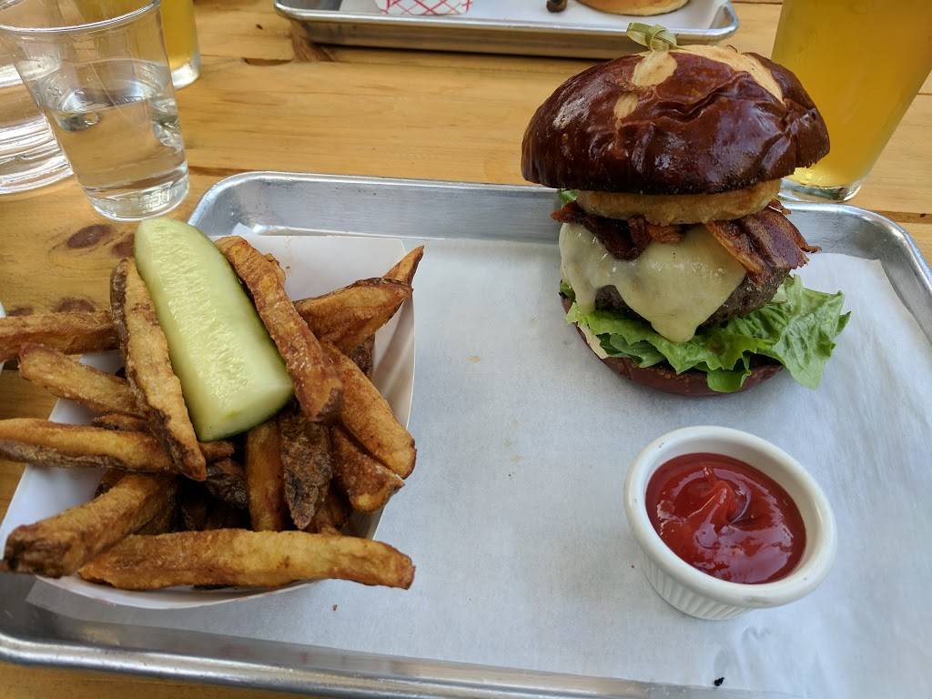 Lavender Lake Bar | restaurant | 383 Carroll St, Brooklyn, NY 11231, USA | 3477992154 OR +1 347-799-2154