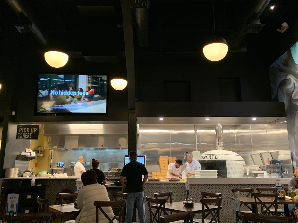 Pizzeria Mercato | restaurant | 5959 Shellmound St Ste#75, Emeryville, CA 94608, USA | 5106078093 OR +1 510-607-8093