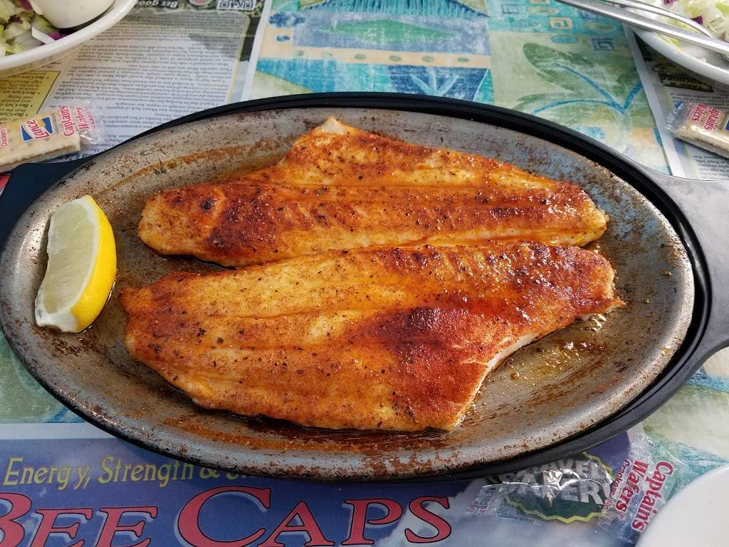 Captain Bills Seafood & Steak Restaurant | restaurant | 6108 W Market St, Greensboro, NC 27409, USA | 3368525162 OR +1 336-852-5162