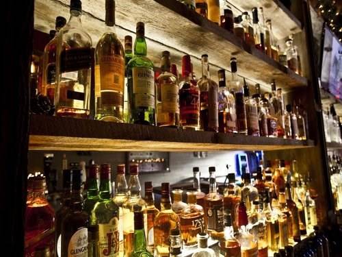 Wild Goose Tavern | restaurant | 436 E 17th St, Costa Mesa, CA 92627, USA | 9497229453 OR +1 949-722-9453