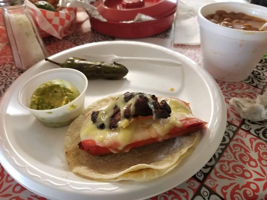 El Carbonero Pollos Asados | restaurant | 619 S General McMullen Dr, San Antonio, TX 78237, USA | 2109075573 OR +1 210-907-5573