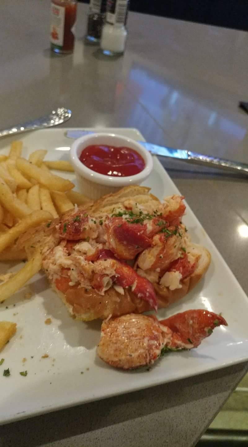 Boathouse Kitchen and Bar | restaurant | 6300 Gulf Blvd, St Pete Beach, FL 33706, USA | 7273694950 OR +1 727-369-4950