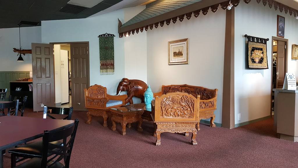 Jao Praya Thai Cuisine | restaurant | 299 Boston Turnpike, Bolton, CT 06043, USA | 8605120686 OR +1 860-512-0686