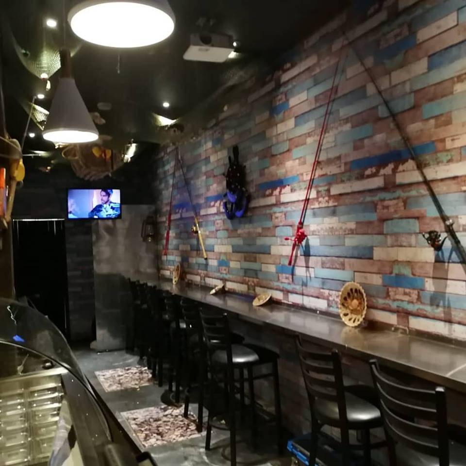 OFISH Restaurant | restaurant | 5641 Av de Monkland, Montréal, QC H4A 1E2, Canada | 5144891815 OR +1 514-489-1815