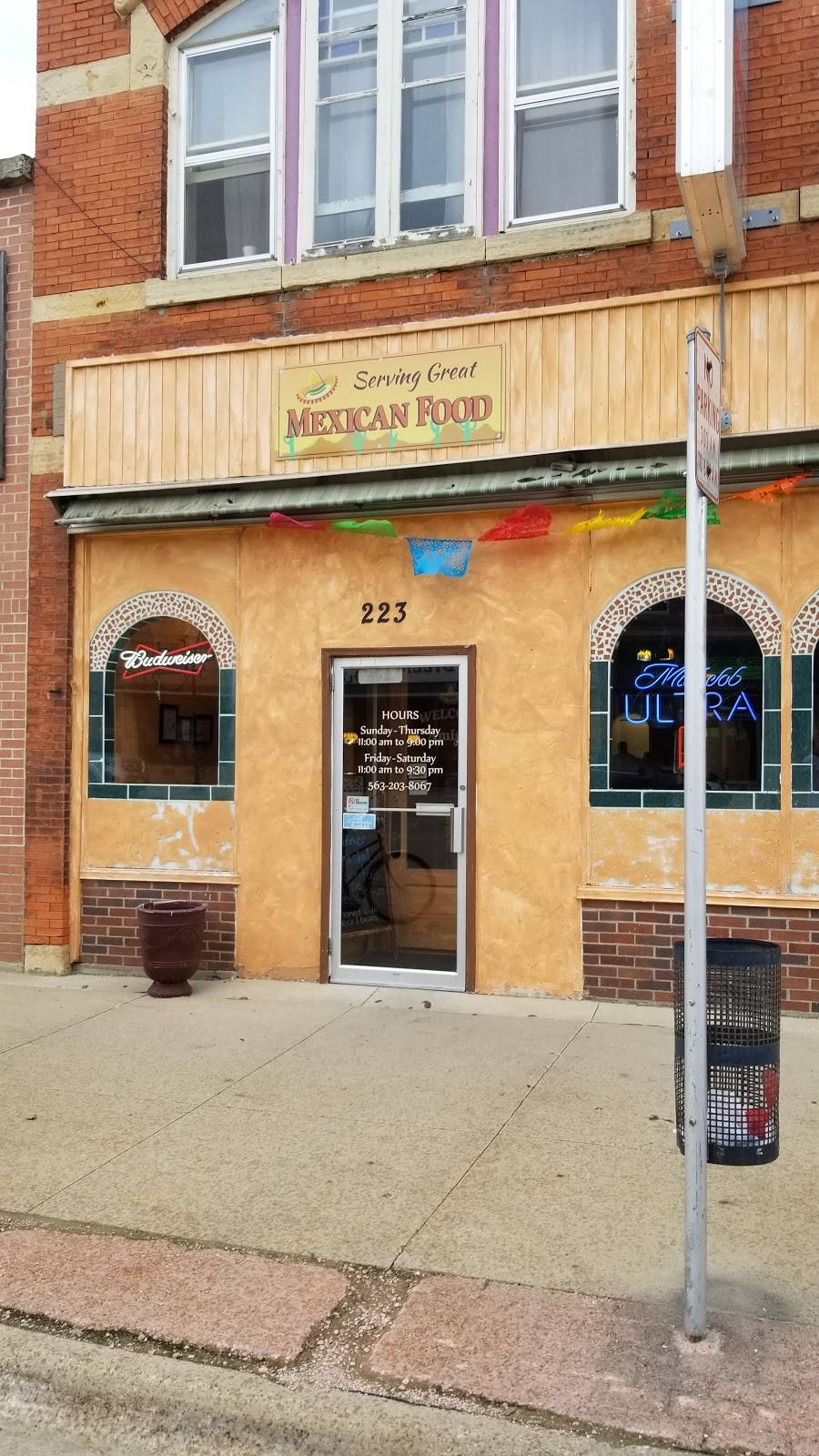 Cuautla Jalisco Family Mexican Restaurant | restaurant | 223 N Elm St, Cresco, IA 52136, USA | 5632038067 OR +1 563-203-8067