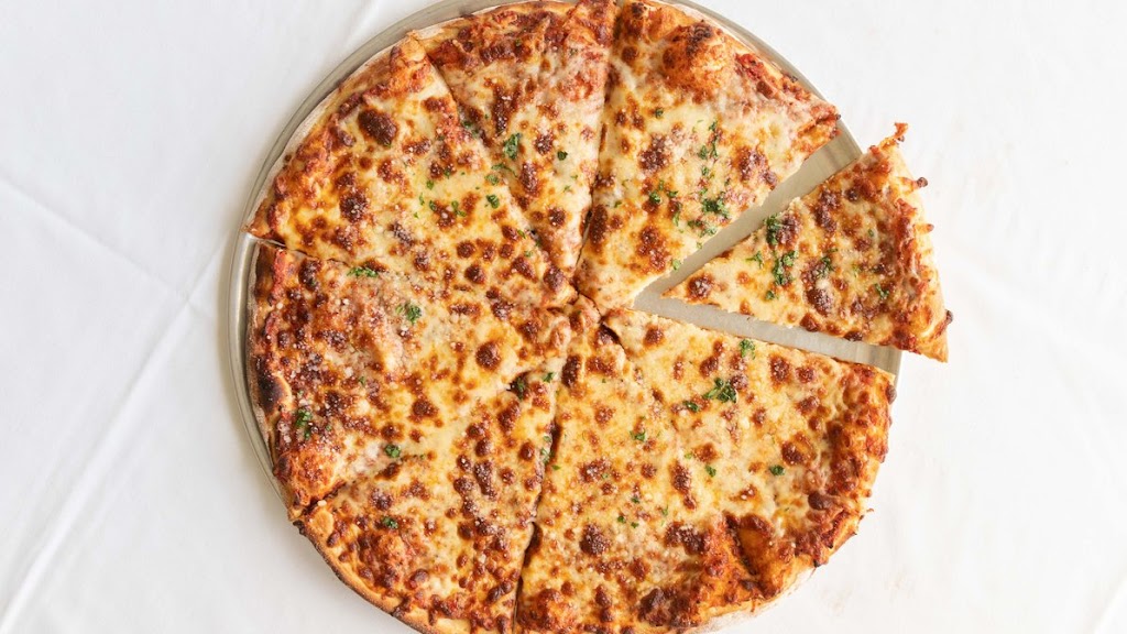 The Donald Ross Grill | restaurant | 366 Main St, Orono, ME 04473, USA | 2078661120 OR +1 207-866-1120