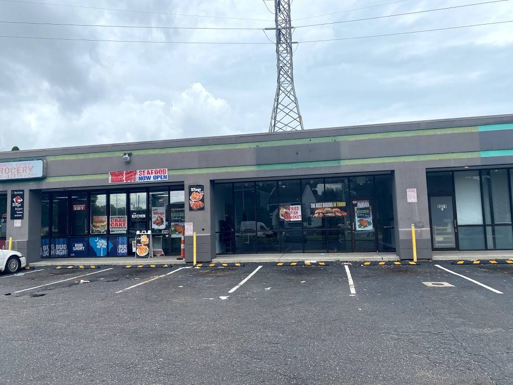 The kitchen at grove corner | restaurant | 2301Cosgrove avenu, suite A&B, North Charleston, SC 29405, USA | 8549991843 OR +1 854-999-1843