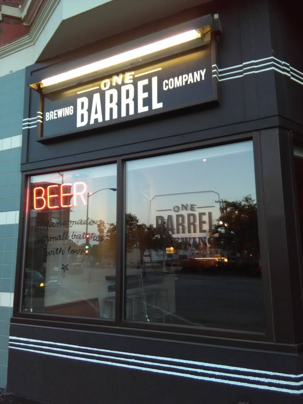 One Barrel Brewing Company | restaurant | 2001 Atwood Ave, Madison, WI 53704, USA | 6086309286 OR +1 608-630-9286