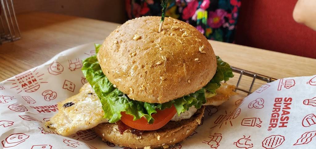 Smashburger | restaurant | 965 Hover St, Longmont, CO 80501, USA | 3034857412 OR +1 303-485-7412