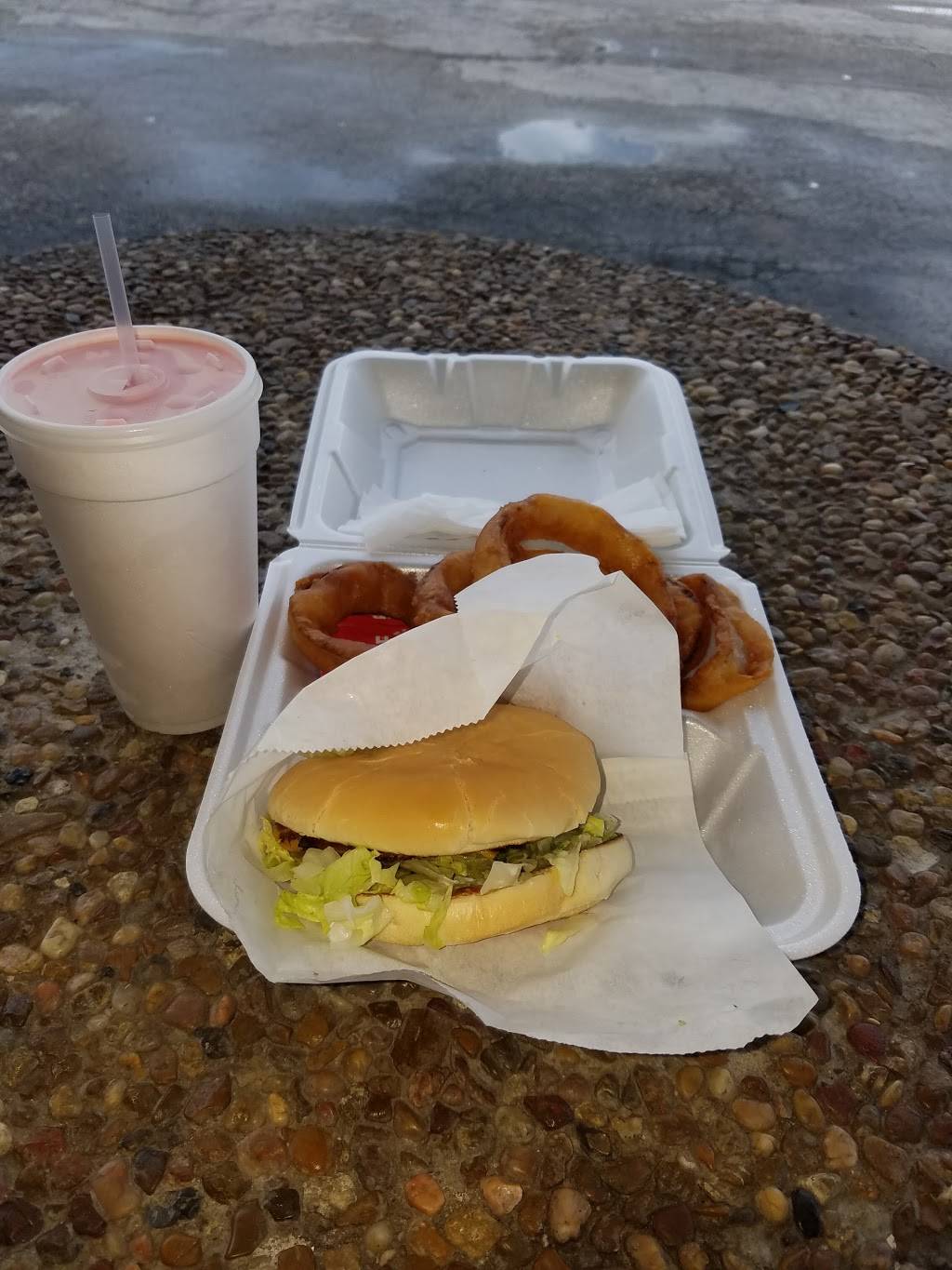 Big Burger V | restaurant | 11207 W Hardy Rd, Houston, TX 77076, USA | 7136954595 OR +1 713-695-4595