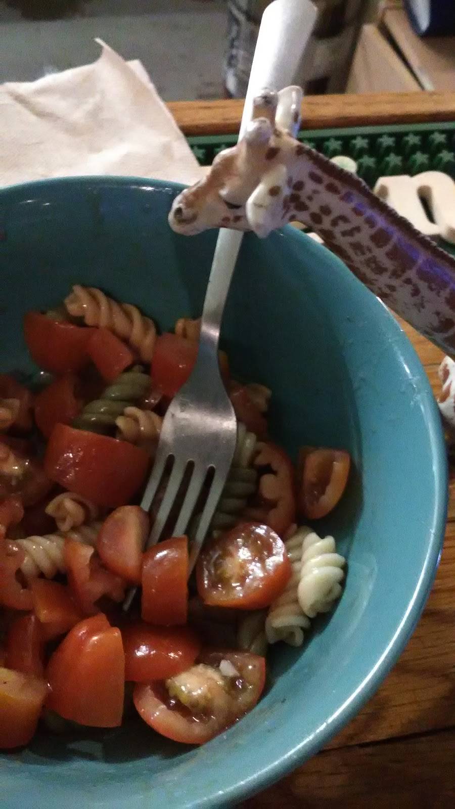 Southport Food & Spirits | restaurant | 629 Southport Rd, Roebuck, SC 29376, USA | 8645961077 OR +1 864-596-1077