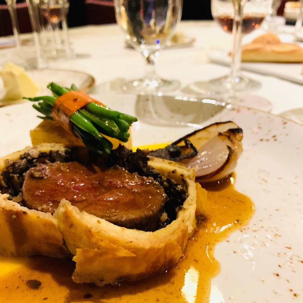 Primo | restaurant | 4040 Central Florida Pkwy, Orlando, FL 32837, USA | 4073934444 OR +1 407-393-4444