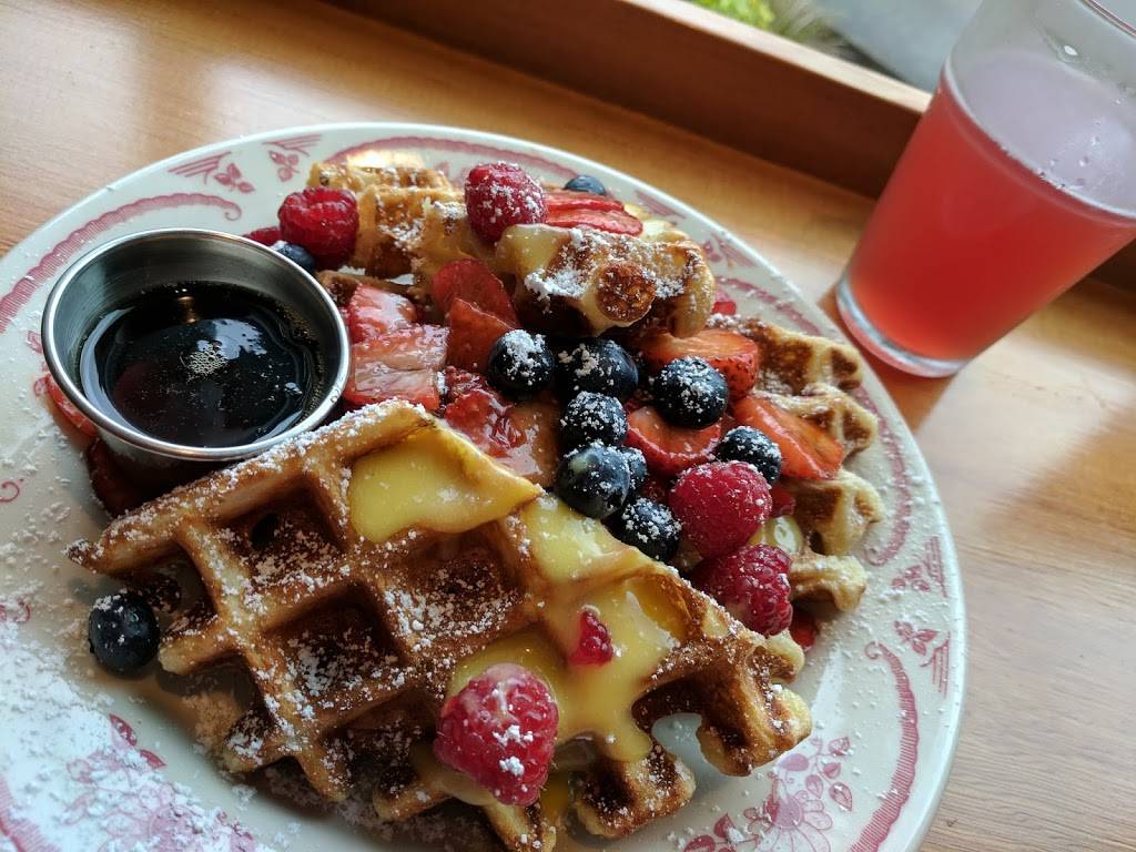 Beeswing Restaurant | restaurant | 4318 NE Cully Blvd, Portland, OR 97218, USA | 5034777318 OR +1 503-477-7318