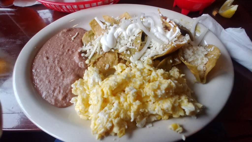 Taqueria La Lupita | restaurant | 51 W Main St, Humble, TX 77338, USA | 8326448084 OR +1 832-644-8084