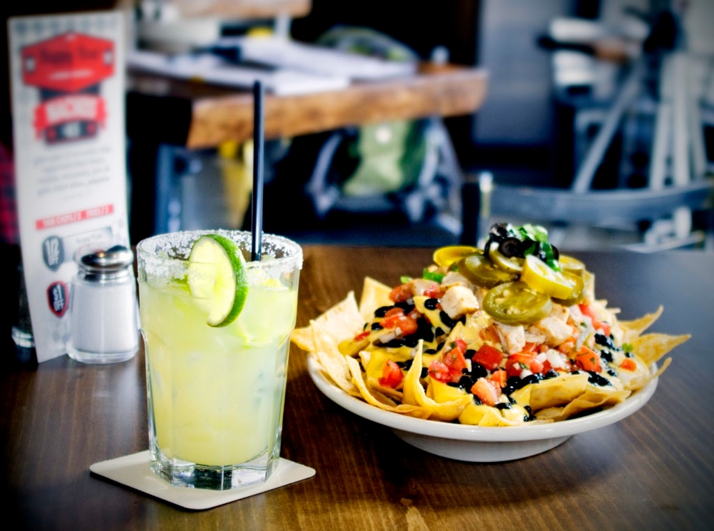 Pole Position Sports Bar | restaurant | 10707 Pacific Ave S, Tacoma, WA 98444, USA | 2538302399 OR +1 253-830-2399