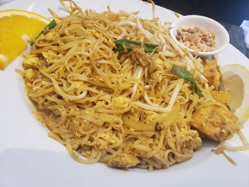 Pho Bistro Ltd. | restaurant | 100 Steeles Ave W, Thornhill, ON L4J 7Y1, Canada | 9058868879 OR +1 905-886-8879