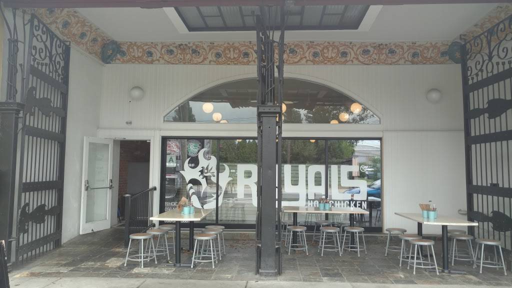 Royals Hot Chicken | restaurant | 736 E Market St, Louisville, KY 40202, USA | 5029197068 OR +1 502-919-7068