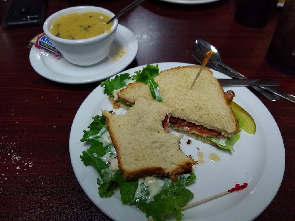 Uncles Nolans Diner | restaurant | 320 Main St, Galva, IL 61434, USA | 3099323472 OR +1 309-932-3472