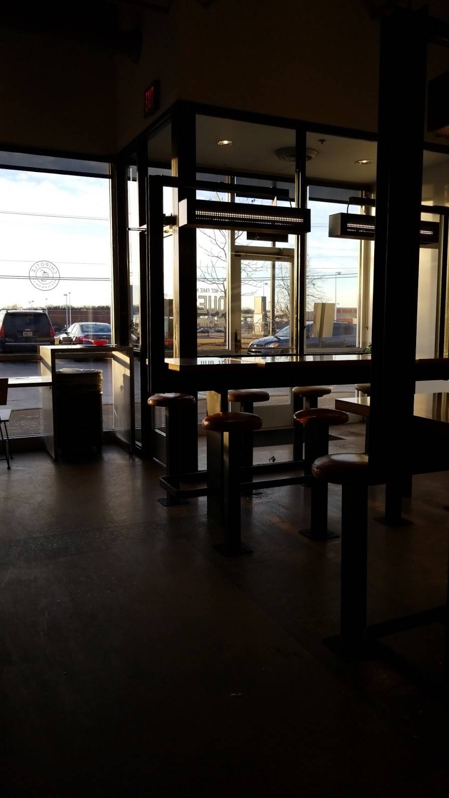 Chipotle Mexican Grill | restaurant | 2304 N Richmond Rd, McHenry, IL 60051, USA | 8153852801 OR +1 815-385-2801