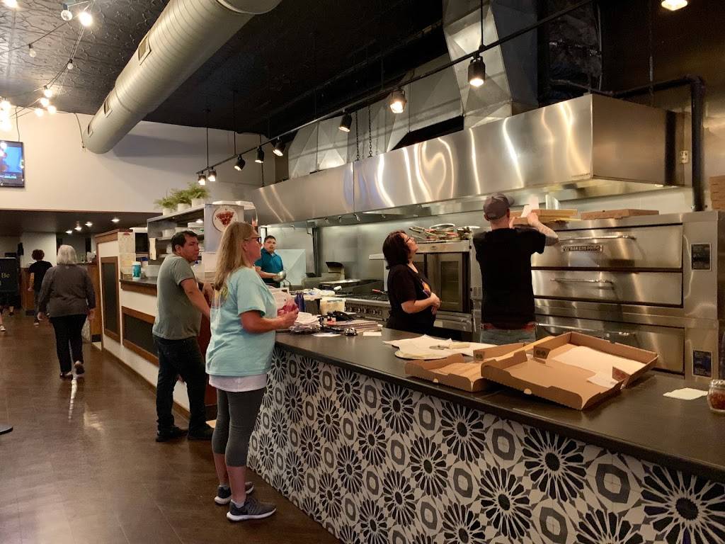 Georges Pizza | meal takeaway | 626 Franklin St, Pella, IA 50219, USA | 6416282802 OR +1 641-628-2802