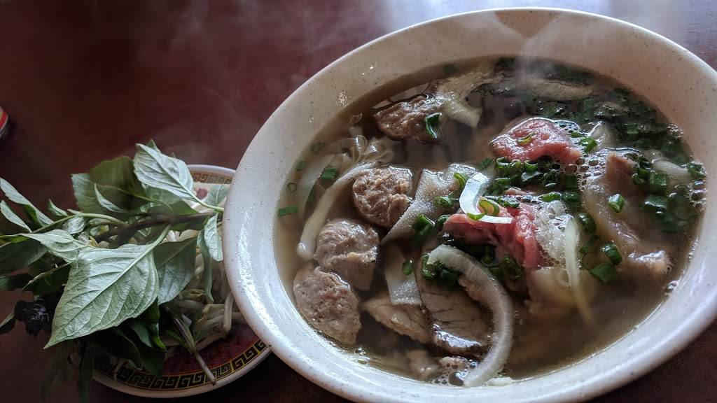 Pho Hop | restaurant | 5022 E Belknap St, Haltom City, TX 76117, USA | 8178340233 OR +1 817-834-0233