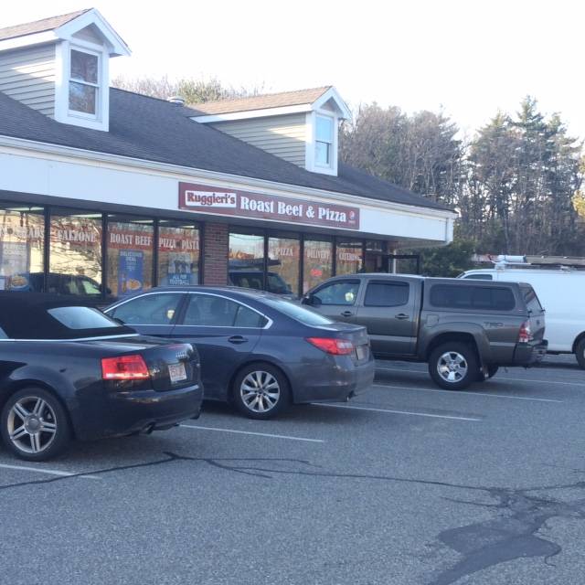 Ruggieris | restaurant | 170 N Main St, Middleton, MA 01949, USA | 9787779800 OR +1 978-777-9800