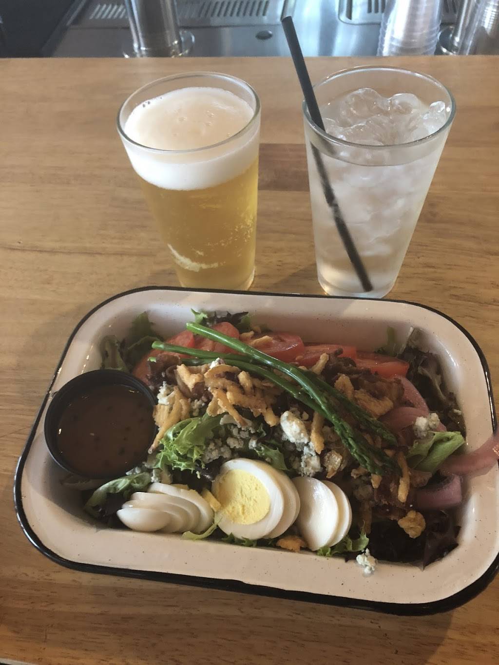 Jennings downtown Provisions | restaurant | 417 12th St W, Bradenton, FL 34205, USA | 9418965450 OR +1 941-896-5450