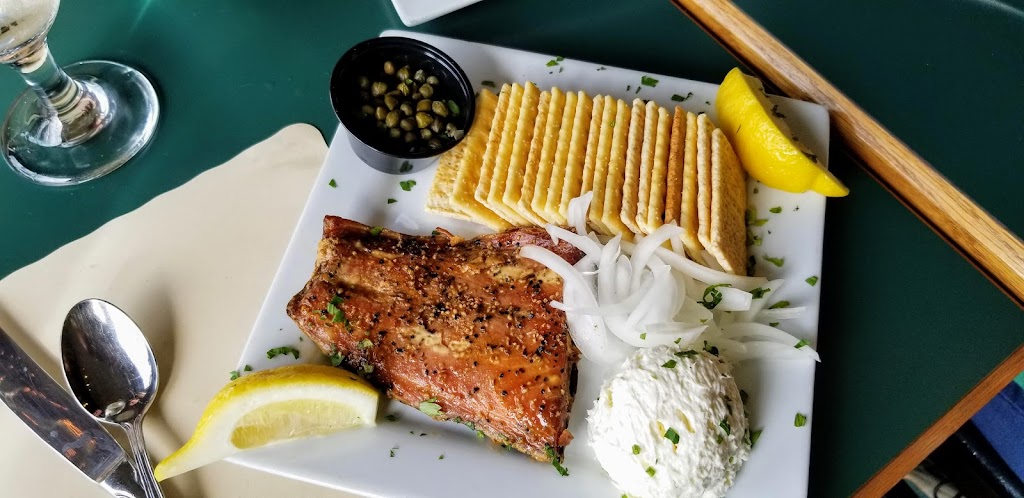 The Salmon House Restaurant | restaurant | 516 S Shore Rd, Quinault, WA 98575, USA | 3602884307 OR +1 360-288-4307