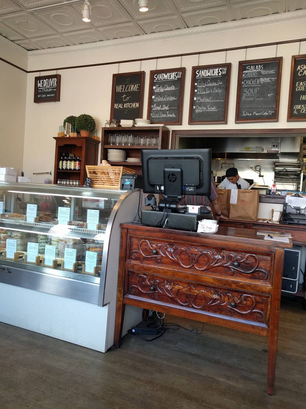 Real Kitchen | meal takeaway | 1433 W Montrose Ave, Chicago, IL 60613, USA | 7732812888 OR +1 773-281-2888