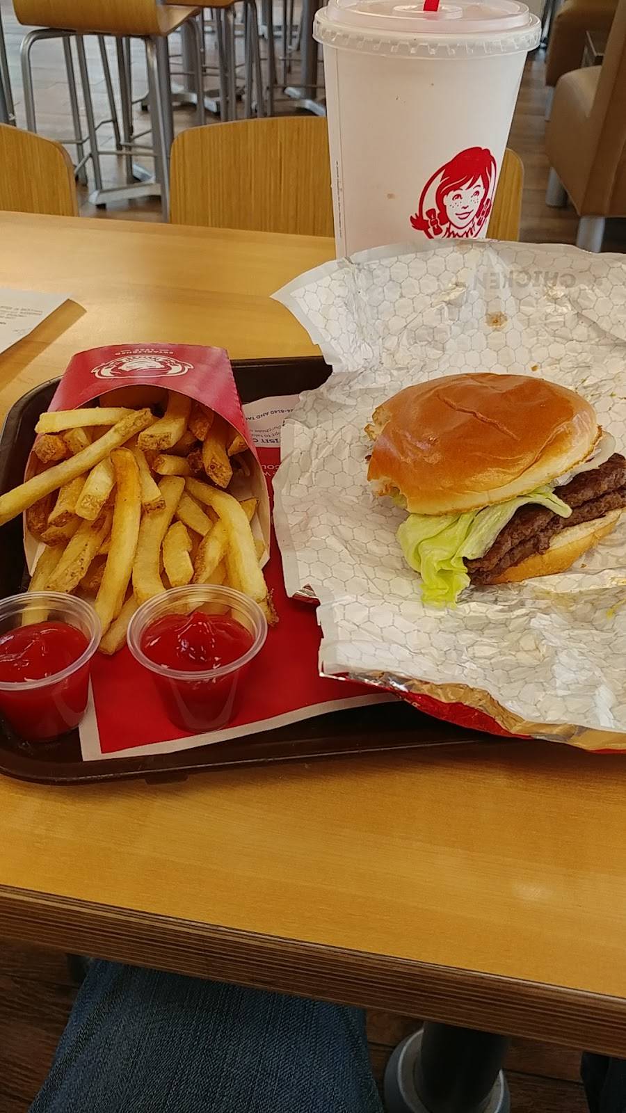 Wendys | restaurant | 1207 W Broadway St, Princeton, IN 47670, USA | 8123866431 OR +1 812-386-6431