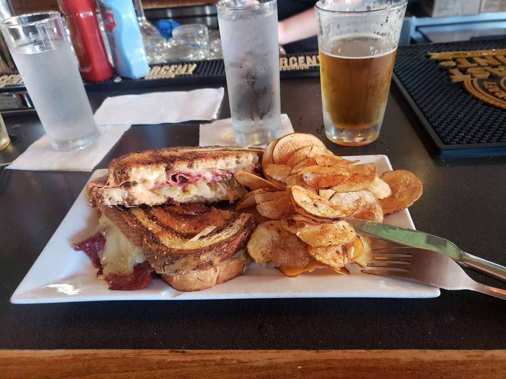 The Franklin Inn | restaurant | 800 N, Cleveland St, Richmond, VA 23221, USA | 8047169493 OR +1 804-716-9493