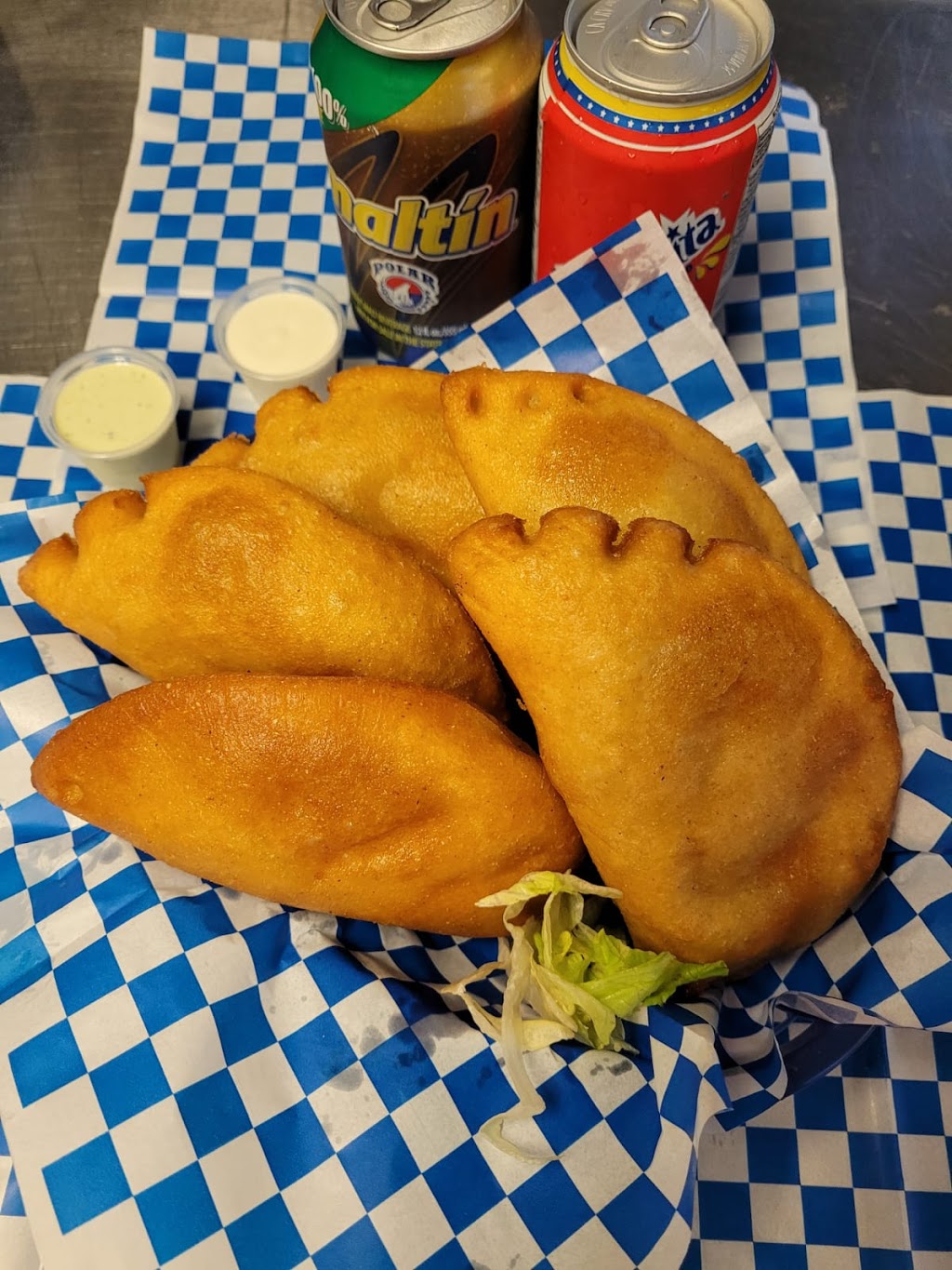 Leles snack corp | restaurant | 11205 Orange Blossom Trail, Orlando, FL 32837, USA | 7864284048 OR +1 786-428-4048