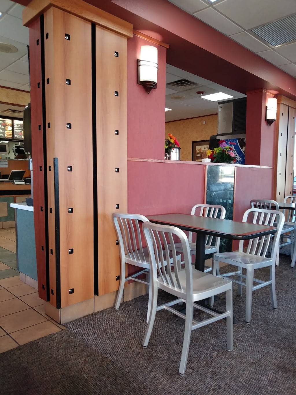 Arbys | restaurant | 10320 N 91st Ave, Peoria, AZ 85345, USA | 6233349423 OR +1 623-334-9423