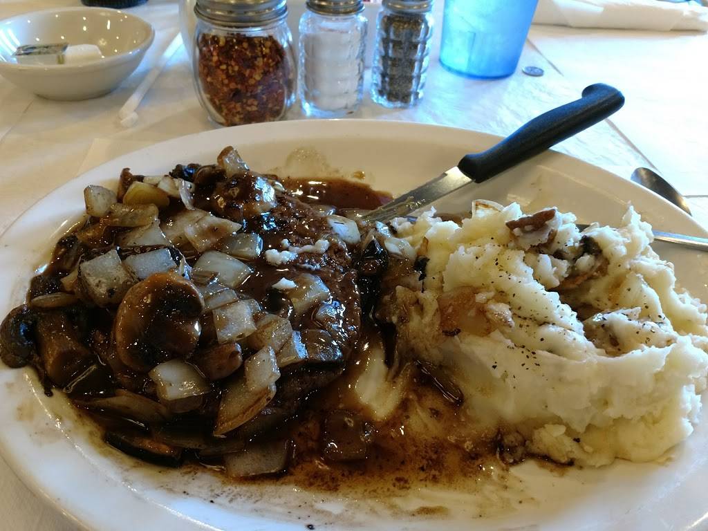 Bates Restaurant & Lounge | restaurant | 120 Johnson Dr, Uhrichsville, OH 44683, USA | 7409228822 OR +1 740-922-8822