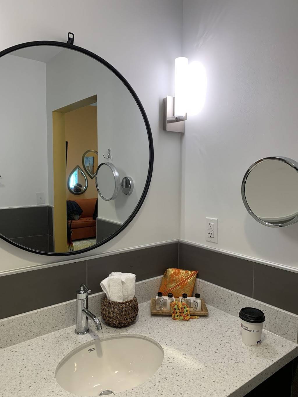 The Whittaker Inn | restaurant | 702 W 500 N, West Lafayette, IN 47906, USA | 7654412010 OR +1 765-441-2010