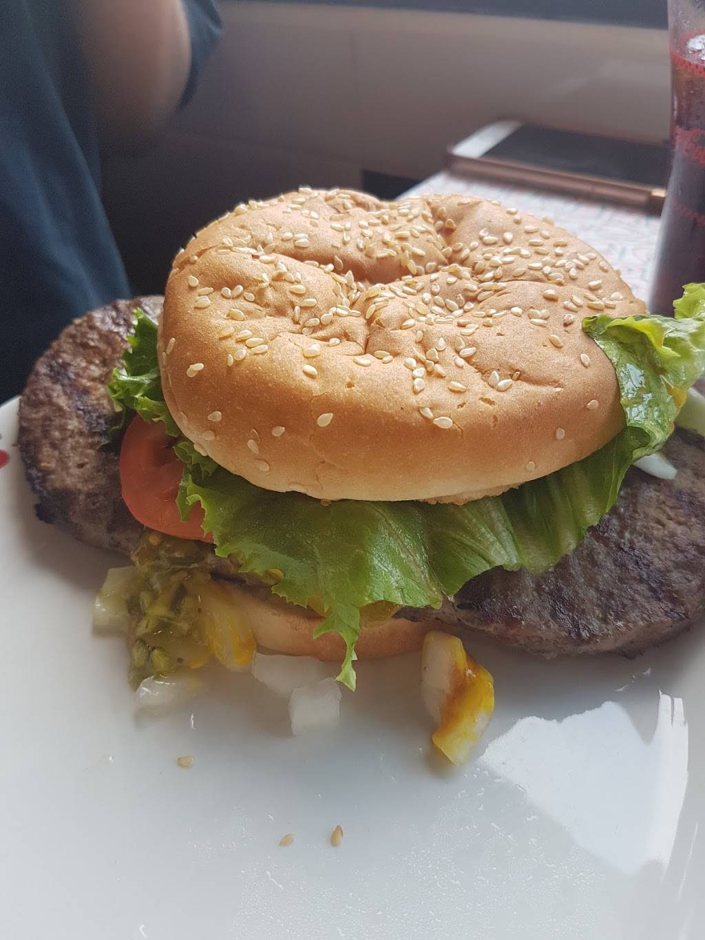 Wimpys Diner | restaurant | 170 N Front St Unit #2, Belleville, ON K8P 3B8, Canada | 6139696573 OR +1 613-969-6573