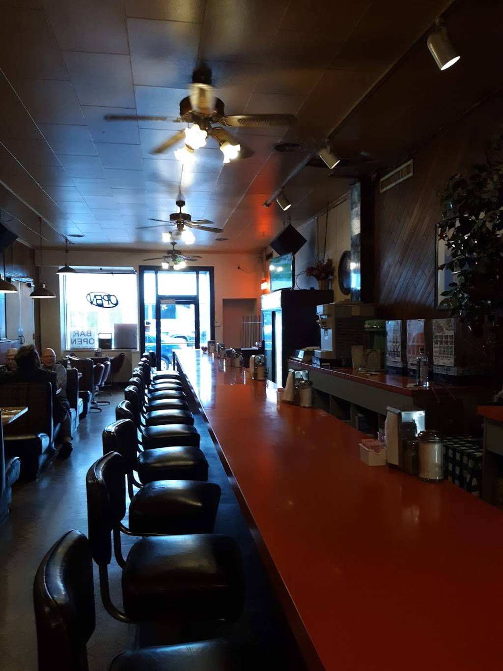 Rubattinos Restaurant | restaurant | 808 S 3rd St, Renton, WA 98057, USA | 4252553143 OR +1 425-255-3143