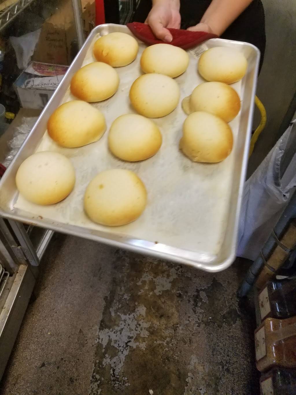 Delicias Paisas Bakery | restaurant | 24 Pleasant St, Dracut, MA 01826, USA | 9789705555 OR +1 978-970-5555